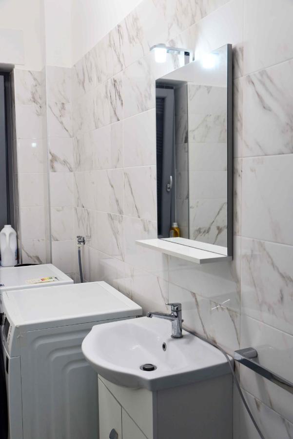 Studio Apartment Angelo - Free Private Parking Сарно Экстерьер фото